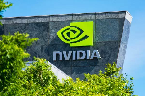 AMD/英特尔加油了！英伟达在法国、美国、欧盟面临反垄断起诉：一家独大插图