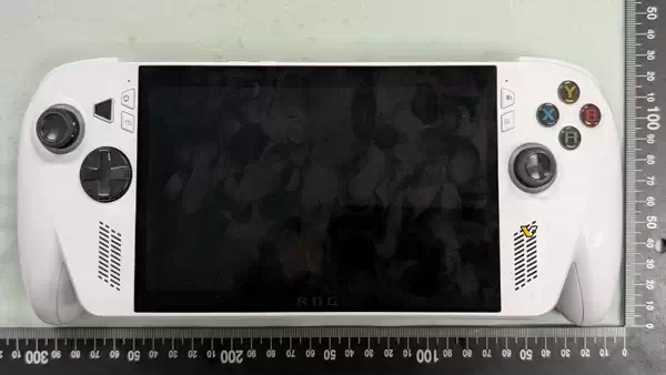 华硕监制的 Xbox 游戏掌机照片曝光