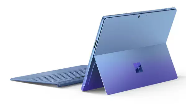 微软停售底价 999 美元的 Surface Pro 11 和 Laptop 7：你懂的！