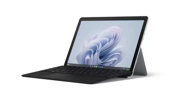 传搭载 AMD ARM 处理器的 Surface 将于明年面世